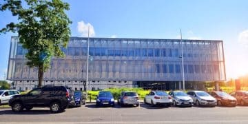 Kavak: La Startup Mexicana Que Transformó el Mercado de Autos Seminuevos - Cover Image