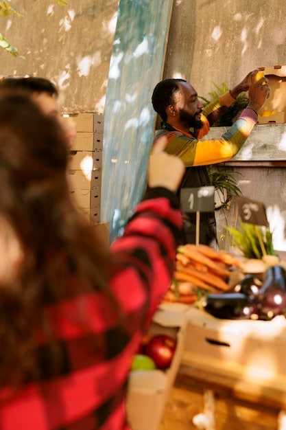 A collage showing diverse small businesses in Mexico using Clip, such as a street food vendor, a artisan shop, and a mobile service provider.